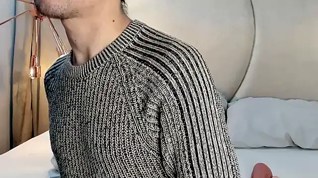 BryCams3 online show from October 2, 4:16 am