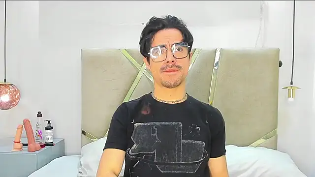 BryCams3 online show from September 24, 4:01 am