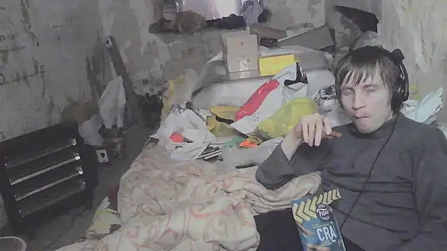 makarov1993 online show from April 16, 10:34 pm