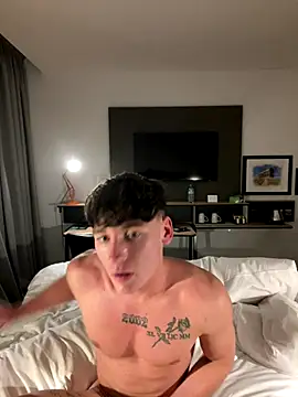 naughtyboy0124 online show from December 15, 5:59 am