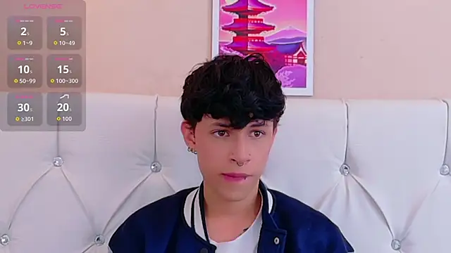 Axel  Evans online show from June 4, 2:34 pm
