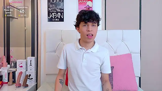 Axel  Evans online show from November 18, 12:42 pm