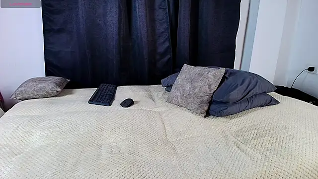 Paul cruzz online show from December 3, 6:03 pm