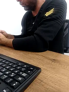 Yaman 33 online show from November 3, 1:03 pm