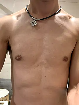 winds1069 online show from November 16, 7:54 am