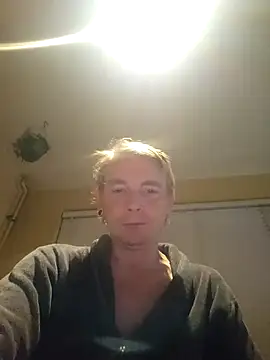 piercingpik online show from December 21, 10:40 pm