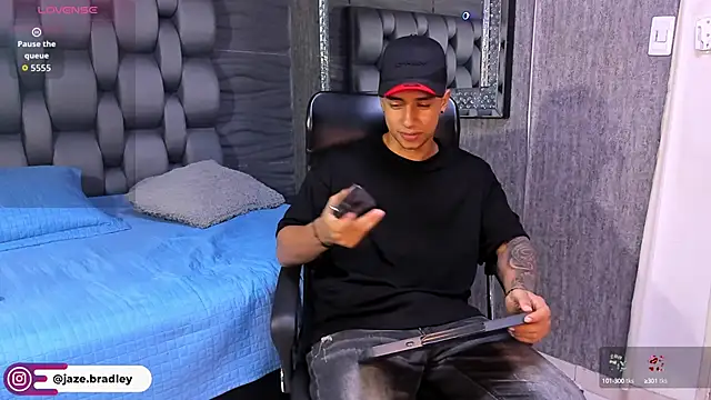 jaze bradley online show from October 2, 5:17 pm