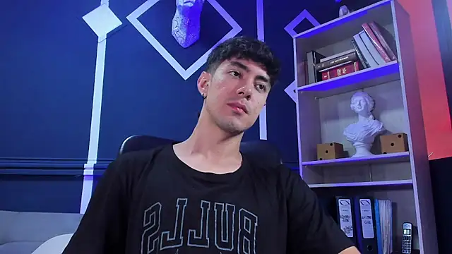 etham wolf  online show from October 1, 1:59 pm