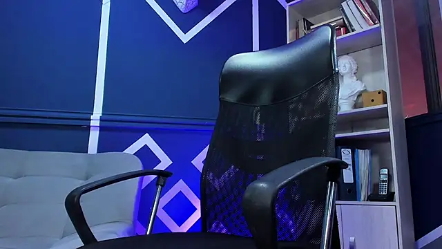 etham wolf  online show from September 22, 12:26 pm