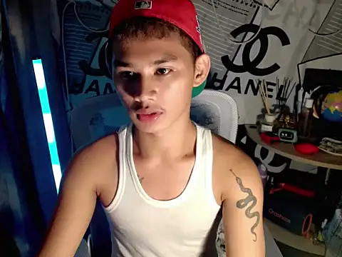 asianhardcock25 online show from February 4, 2:23 pm