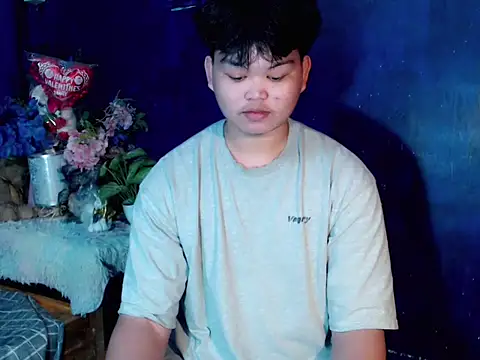 Reynelcock online show from November 11, 4:45 pm