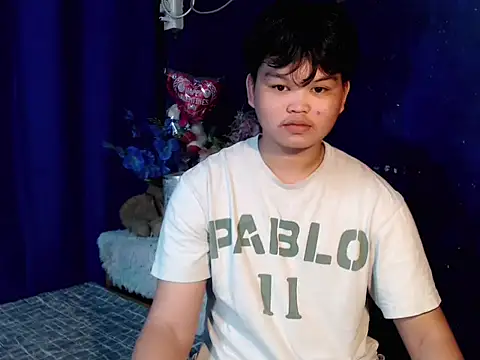 Reynelcock online show from October 26, 12:07 pm