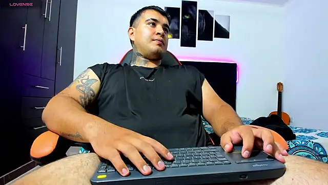 thiago  cp01 online show from June 16, 5:21 am