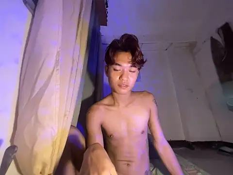 ur little secret online show from November 26, 2:20 pm