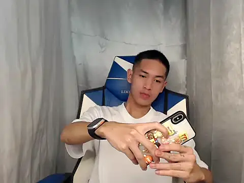 riks tyler online show from February 24, 6:08 pm