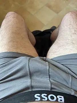 leroy9501 online show from April 8, 10:03 am