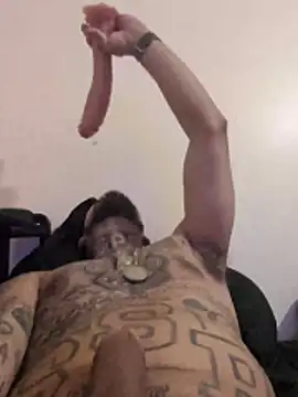 Cnutt310 online show from March 29, 2:34 am