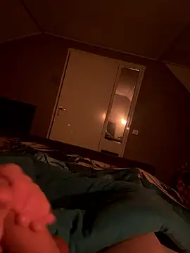 dutch girl lover online show from January 18, 9:17 pm