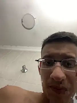 safadezanunes2 online show from October 21, 6:33 pm