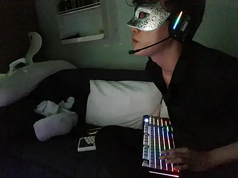 boyhigh1997 online show from March 23, 8:09 am