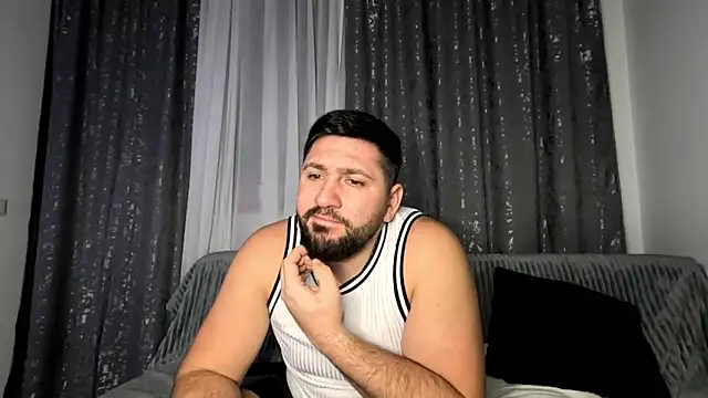 Gold Alpha Boy online show from November 20, 7:34 pm