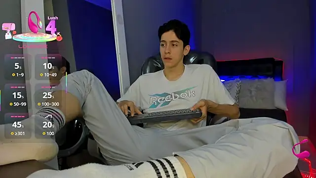 Jhon snow22 online show from September 13, 3:02 pm