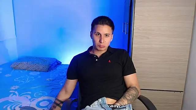 valentinosex1 online show from November 27, 10:24 pm