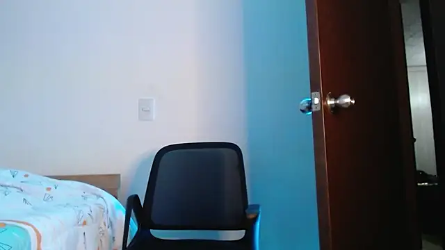 axel davis  online show from October 5, 3:21 am