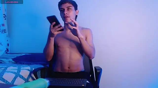 axel davis  online show from October 14, 1:34 am