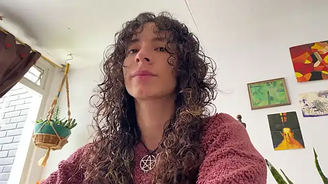 camille delrey online show from November 13, 4:00 pm