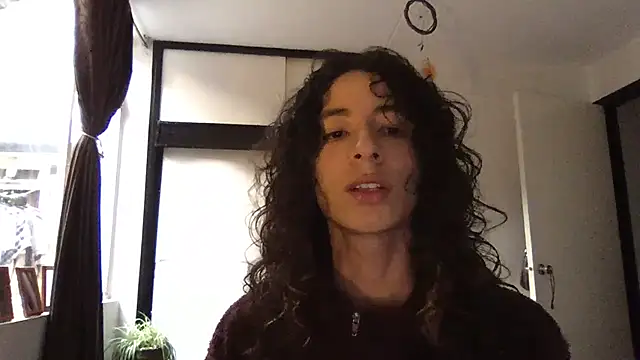 camille delrey online show from November 25, 10:23 pm