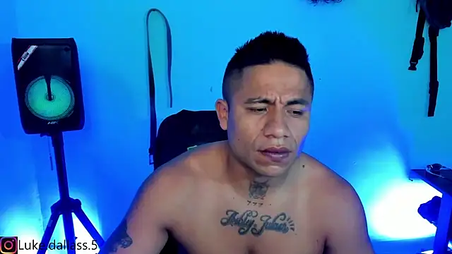 zeus 7777 online show from December 20, 12:45 pm