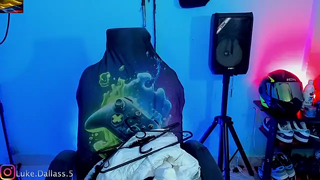 zeus 7777 online show from February 6, 10:34 am