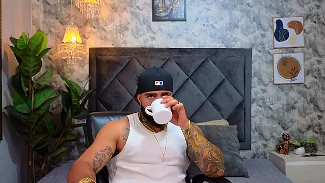 Apolo rousse1 online show from November 7, 10:02 pm