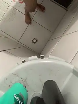 renannoviinho17z online show from April 4, 8:50 pm