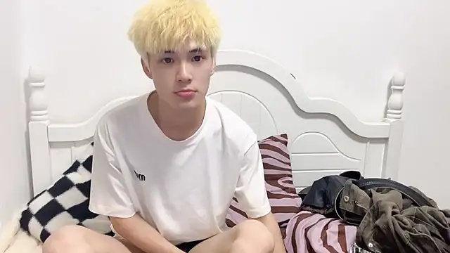 linger2563 online show from October 1, 4:33 pm