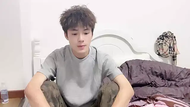 linger2563 online show from September 28, 2:59 pm