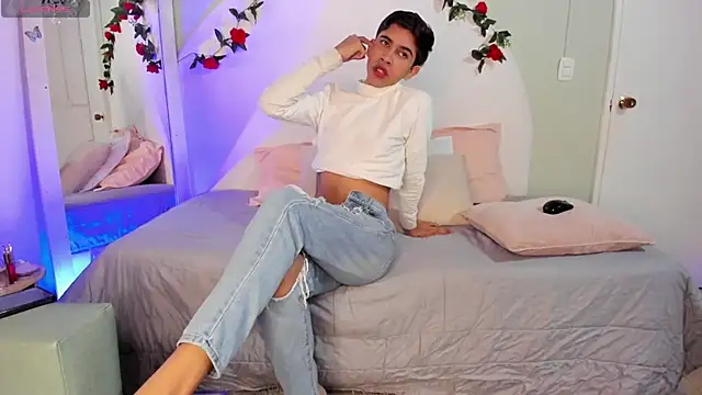 JoshuaSanzz online show from October 4, 3:44 am