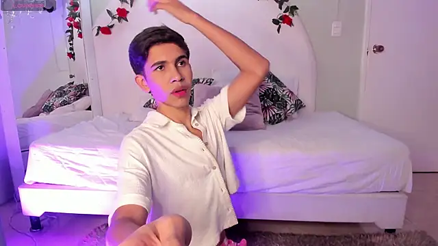 JoshuaSanzz online show from October 1, 5:44 am