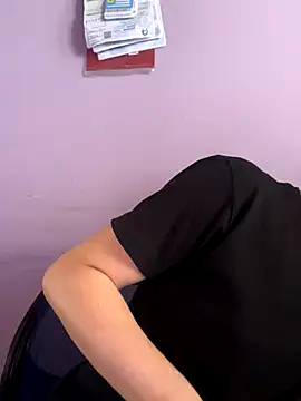 AlexanderCollman online show from November 5, 9:17 pm