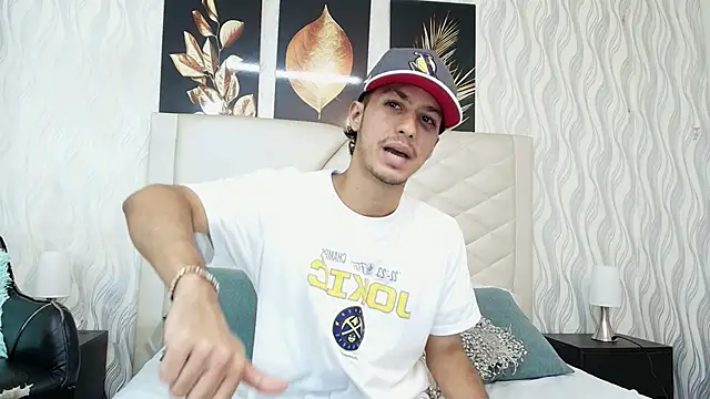 Marcus Jeron online show from October 27, 10:01 pm