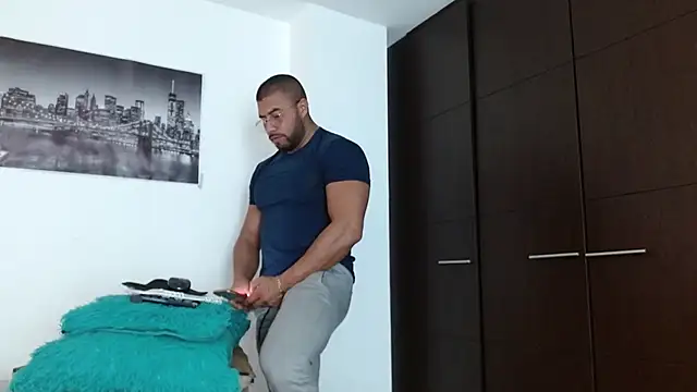 AntonyDAngelo25 online show from October 13, 8:59 pm