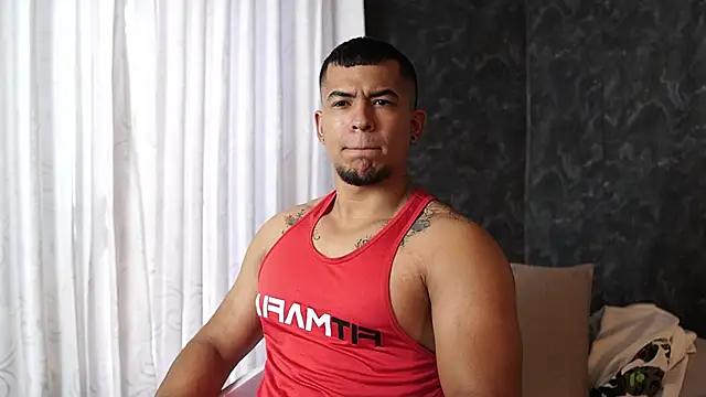 Snapshot of Thiago_Valente chatting on October 20, 12:31 pm Thiago Valente online show from October 20, 12:31 pm