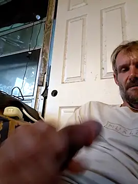 Hungwell1515 online show from June 27, 10:51 am