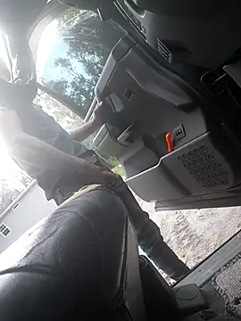 Hungwell1515 online show from December 18, 5:09 pm