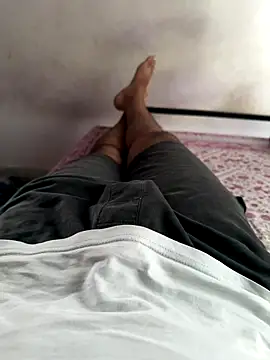 Yourslovingdick online show from October 14, 8:32 am