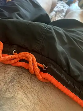 MuzzyFacing online show from June 29, 9:26 am