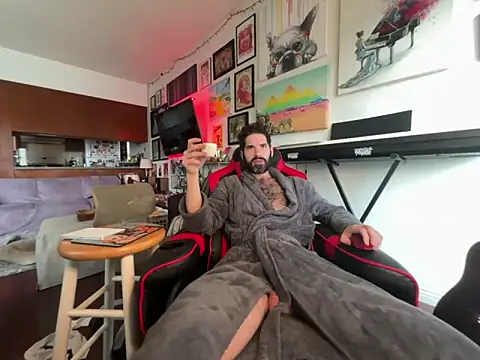 Pupscritch online show from January 6, 5:39 pm