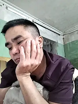 HoangNam20x online show from December 4, 12:01 pm