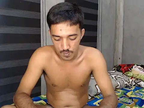 RowyCam online show from September 16, 2:29 pm